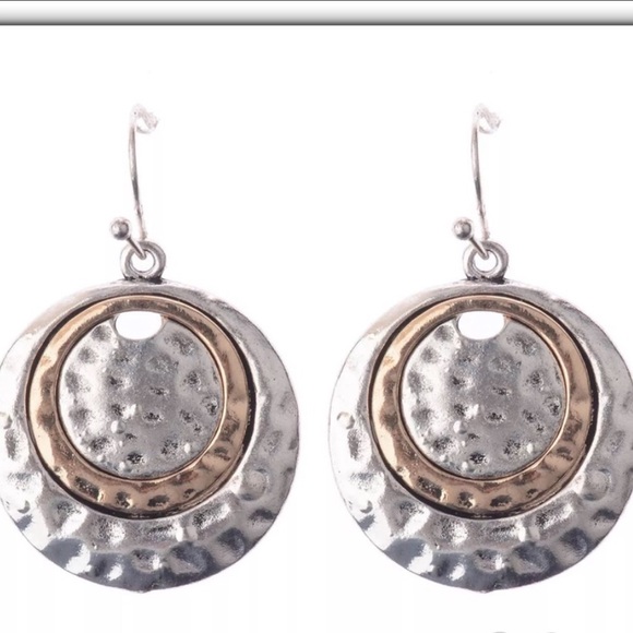 Twice Chic Boutique Jewelry - 🆕BOHOCHIC SILVER/GOLD ROUND INLAY DROP EARRINGS